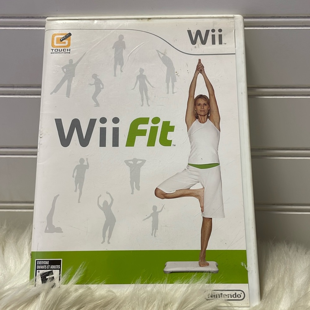 Wii Fit Nintendo Video Game- VTG. 2007-2008